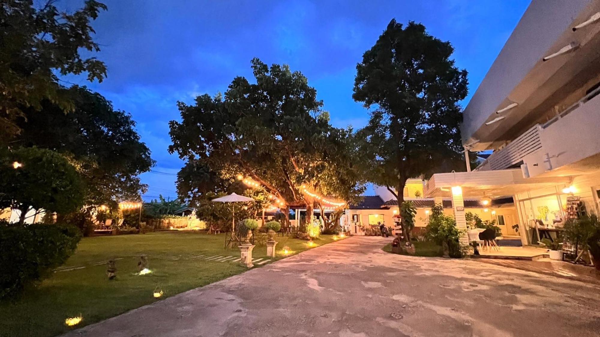 צ'יאנג מאי Udee Cozy Hotel מראה חיצוני תמונה